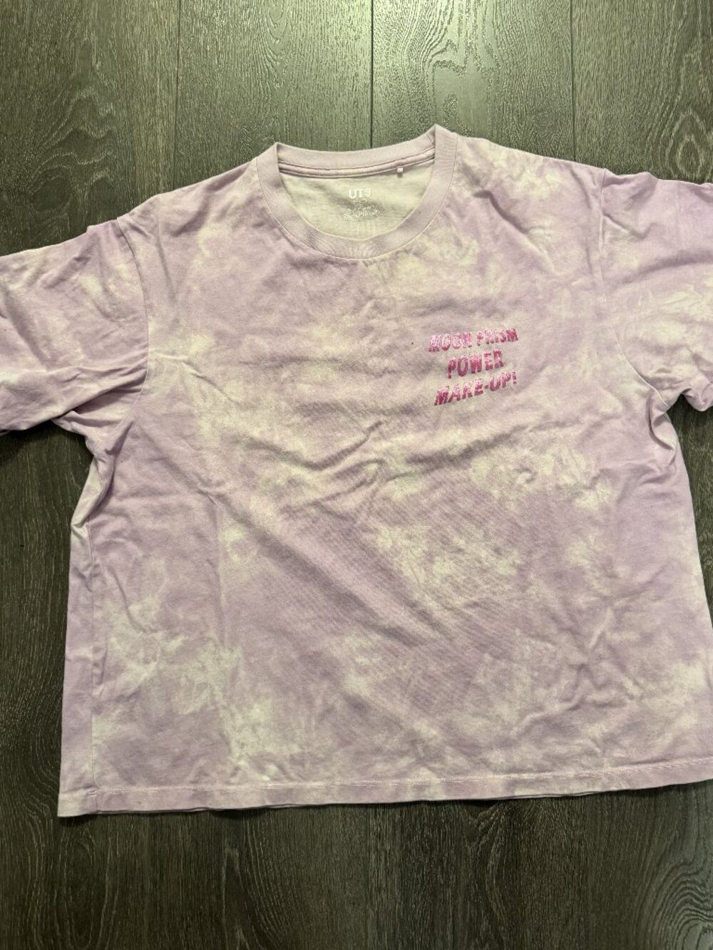 Rare UNIQLO x Sailor Moon Collaboration Graphic T-Shirt